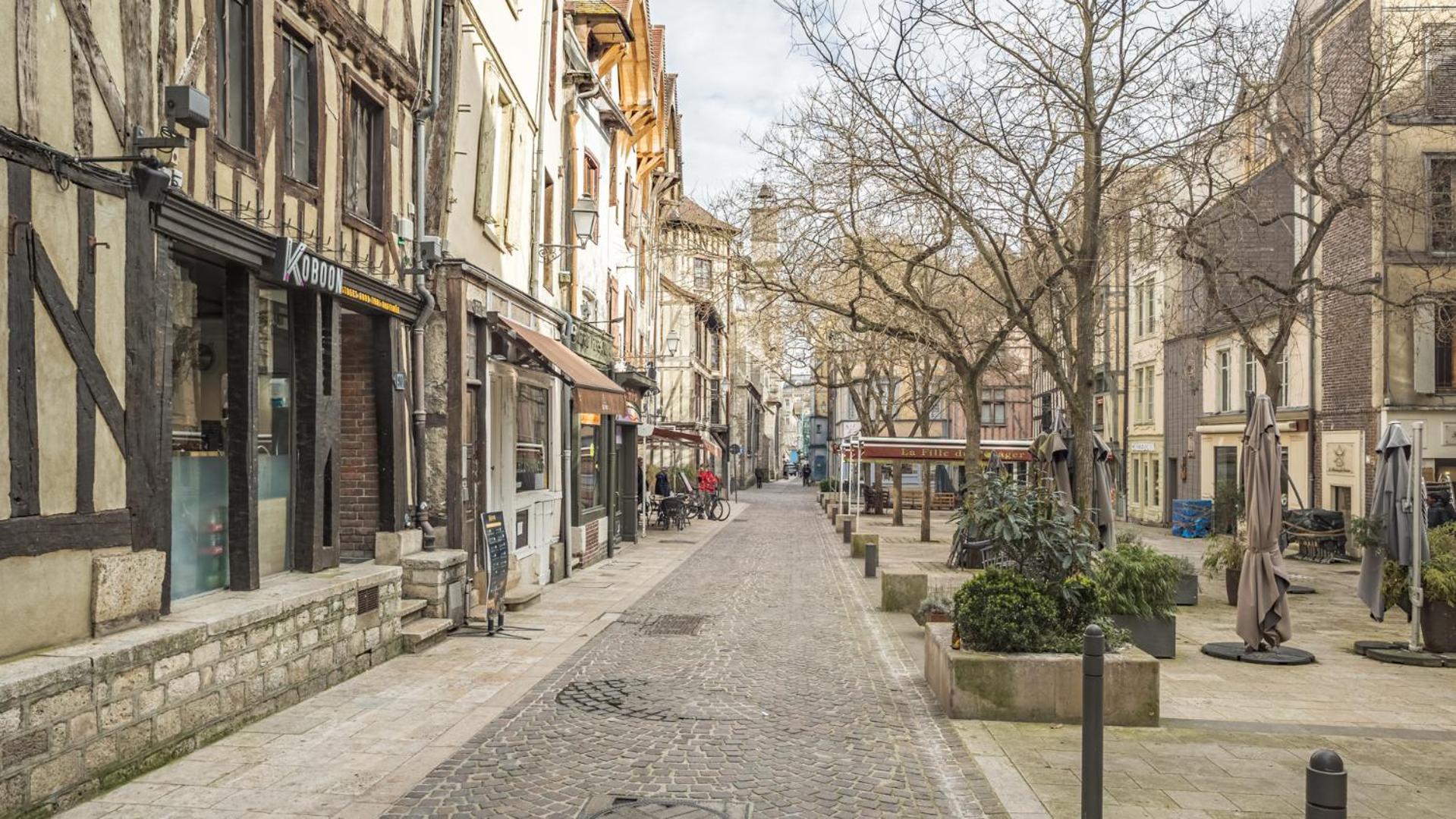 Le Logis Des Perles 1 - Emplacement Ideal - 4 Pers Troyes Zewnętrze zdjęcie